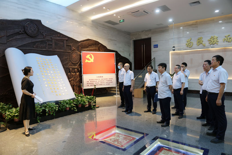 重溫殷殷囑托  感悟思想偉力  汲取奮進(jìn)力量 ——電勘院開展“沿著總書記足跡看變化悟思想”實(shí)踐研學(xué)活動(dòng)